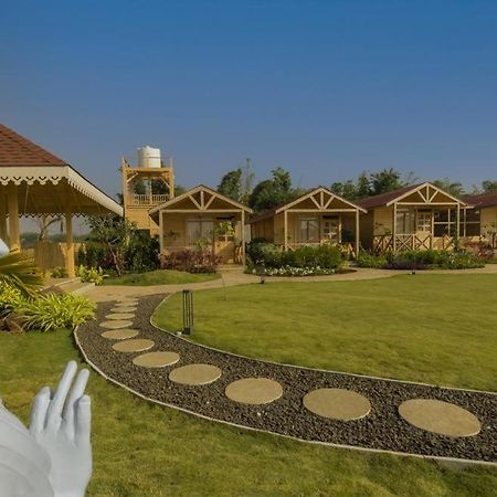 Waterscape Retreat Girnāre Екстериор снимка
